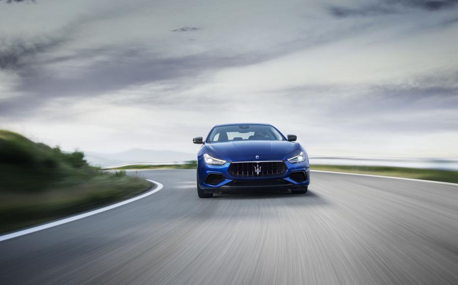  Maserati Ghibli S Q4 GranSport Carbon Pack 2017 года  (фото 38 из 44)